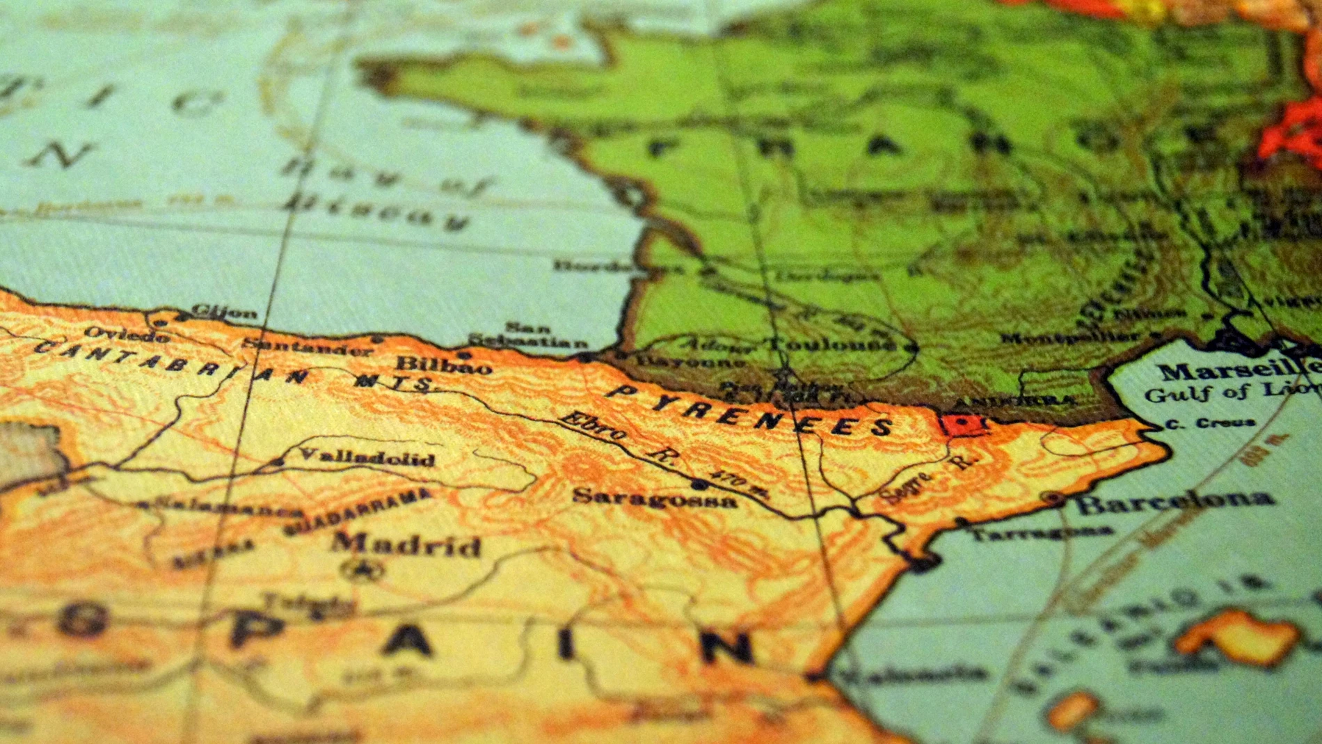 ¿Conoces el significado de palabras como guaje, acho, lambuzo o rochero?