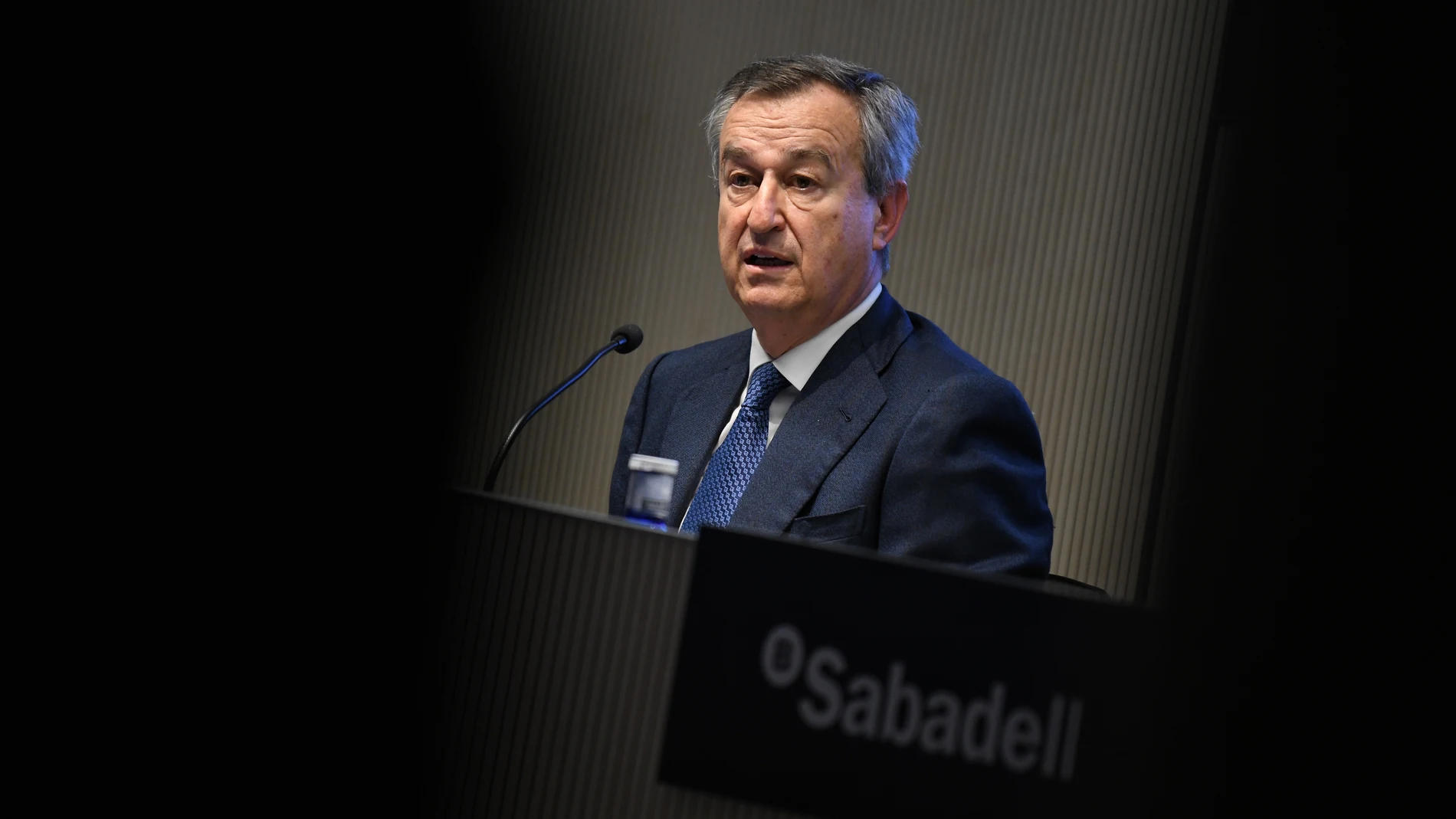 Economía/Finanzas.- González-Bueno (Sabadell): "No tenemos intención de hacer ni compras ni ventas ni aquí ni fuera"