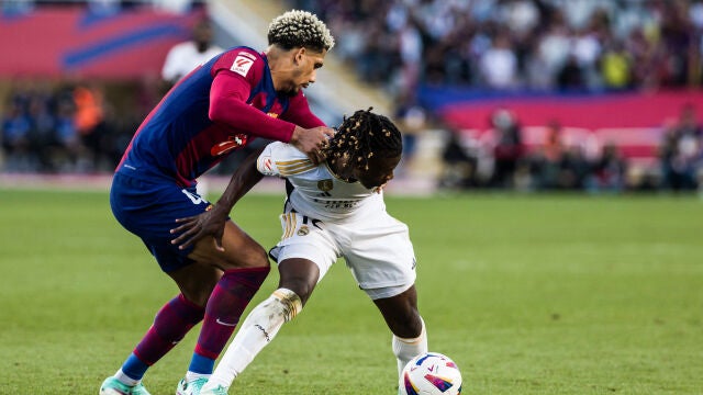 FC Barcelona v Real Madrid - La Liga EA Sports