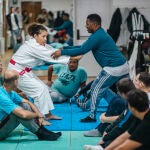 Almudena López, campeona de Judo, durante un entrenamiento en la Fundación Jardines de España.