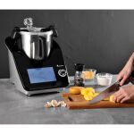 Robot de cocina MasterPRO con pantalla táctil y recetas mejoradas