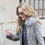 Telma Ortiz cumple 50 años con look perfecto de invierno.