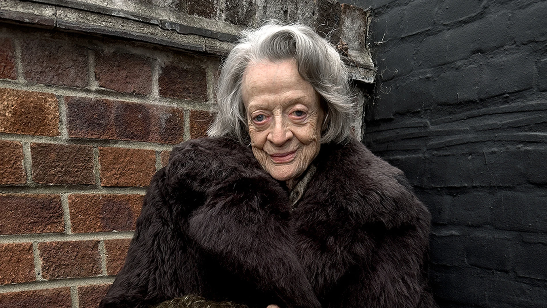 MAGGIE SMITH