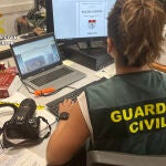  La Guardia Civil ha averiguado que la mujer salió de su habitación sin ser vista y falleció en el parking