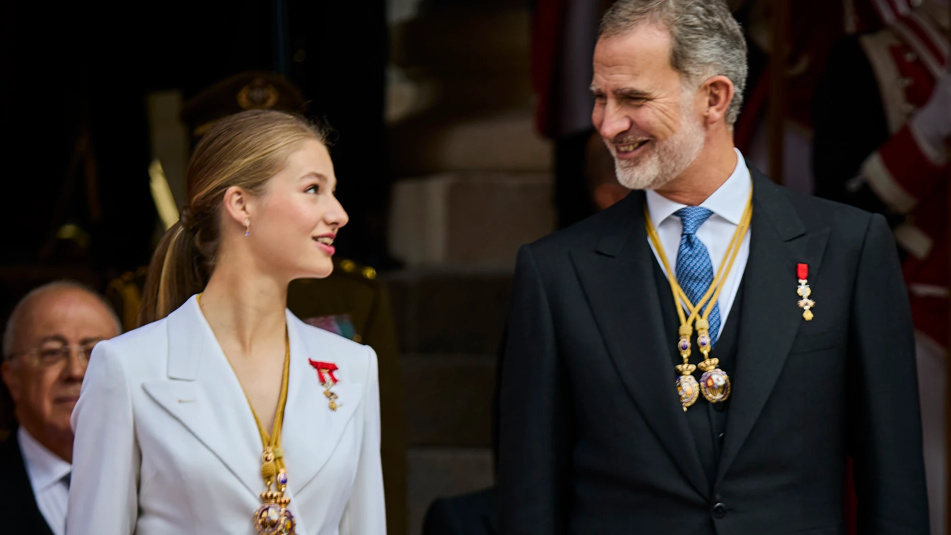 La princesa de Asturias, Leonor de Borbón, jura la Constitución en presencia de las Cortes reunidas en el Congreso de los Diputados. Con la asistencia de Felipe VI y Letizia. © Alberto R. Roldán / Diario La Razón. 31 10 2023