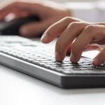 Mantén tu teclado impecable con estos consejos de limpieza