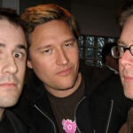 Glass, en el centro, junto con Ev Williams y Biz Stone, cofundadores de Twitter
