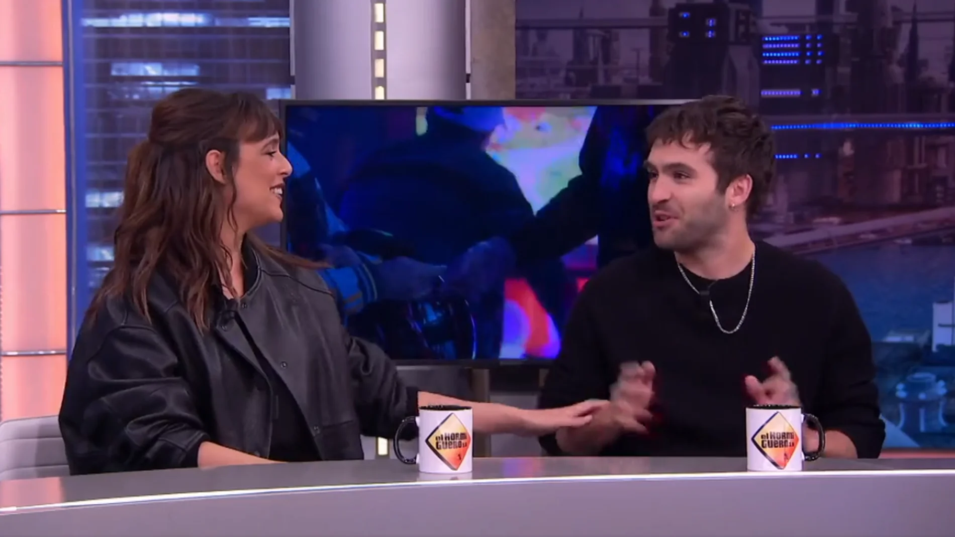 Los actores Belén Cuesta y Ricardo Gómez, en 'El Hormiguero'