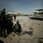 El Ejército israelí ataca 300 objetivos en Gaza, incluyendo túneles de Hamás