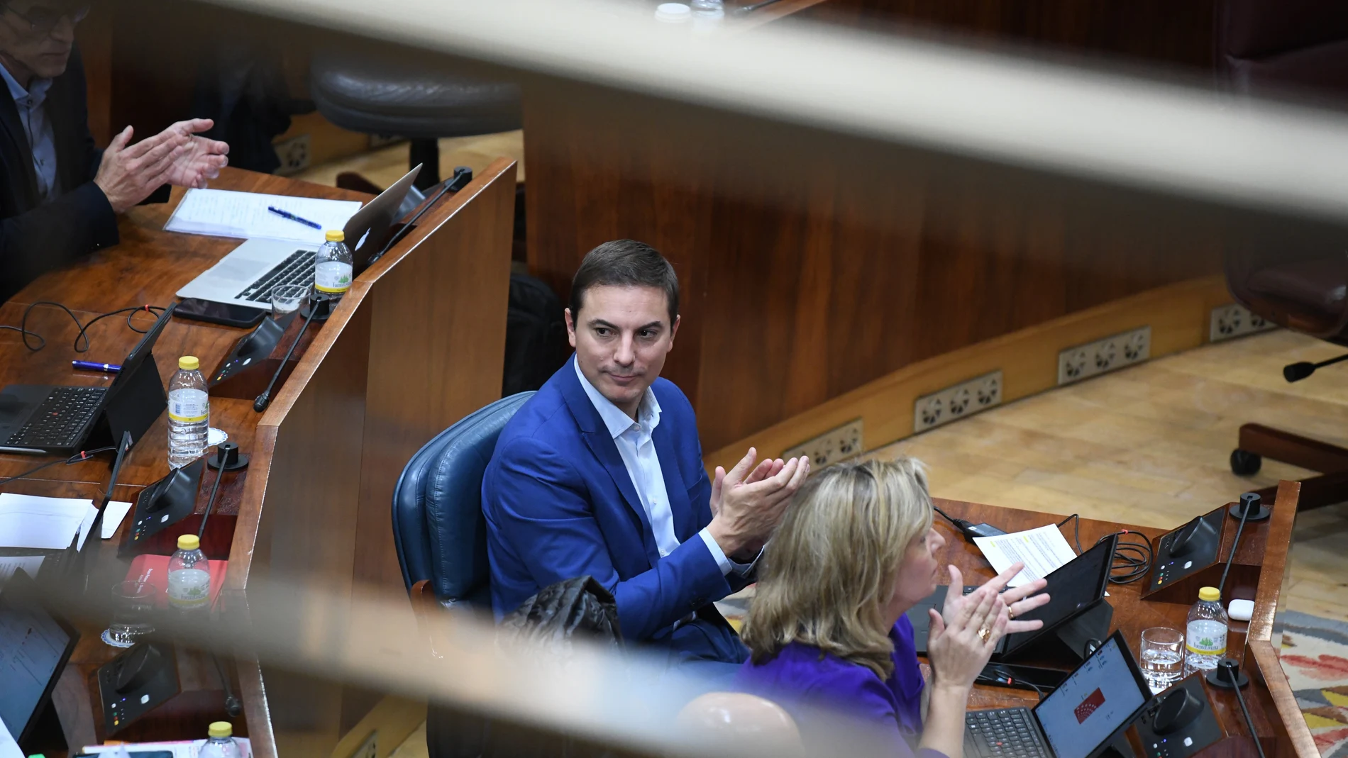 El secretario general del PSOE-Madrid, Juan Lobato, durante un pleno