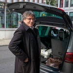 Acaba la reunión entre Cerdán (PSOE) y Puigdemont sin lograr un acuerdo sobre la amnistía