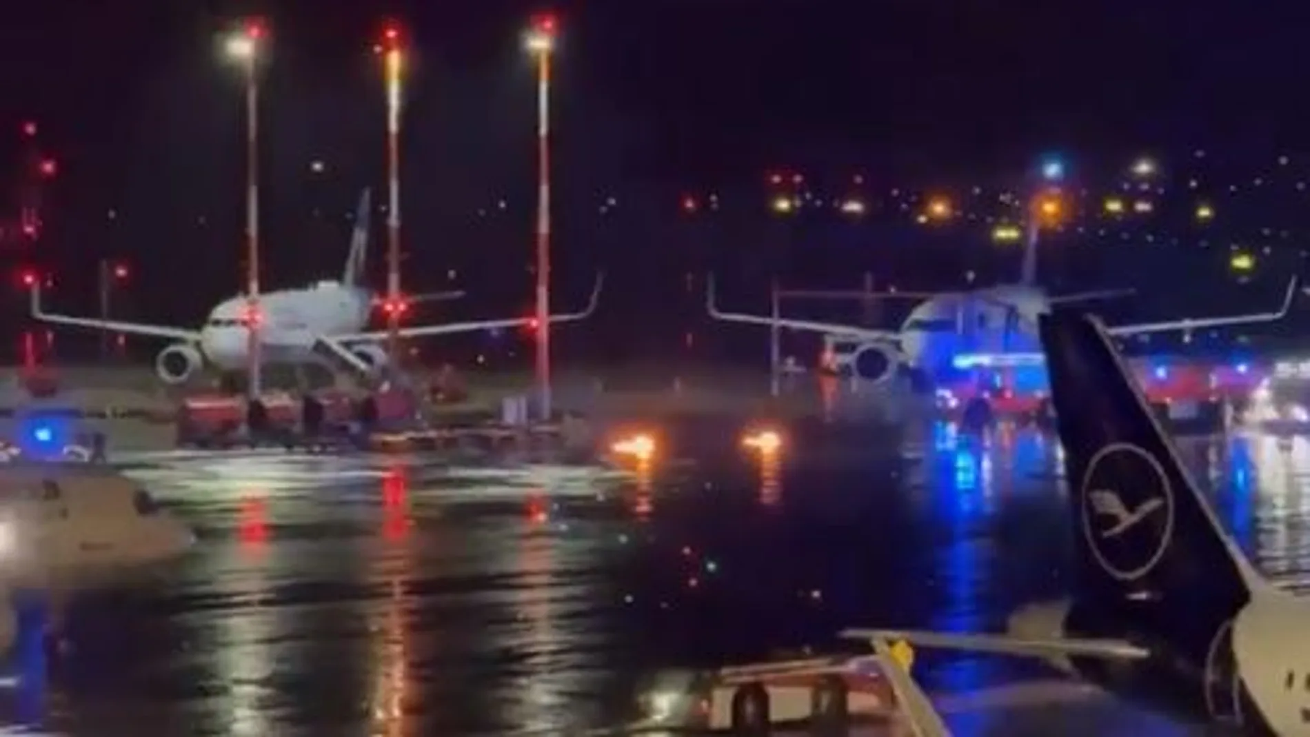 La Policía ha cerrado el aeropuerto tras el suceso