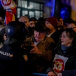 AM2.- La Policía blinda Ferraz pero algunos manifestantes trasladan la protesta contra la amnistía a Gran Vía y Congreso