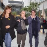 El expresidente catalán Carles Puigdemont junto a Laura Borrás, Jordi Turull y Miriam Nogueras