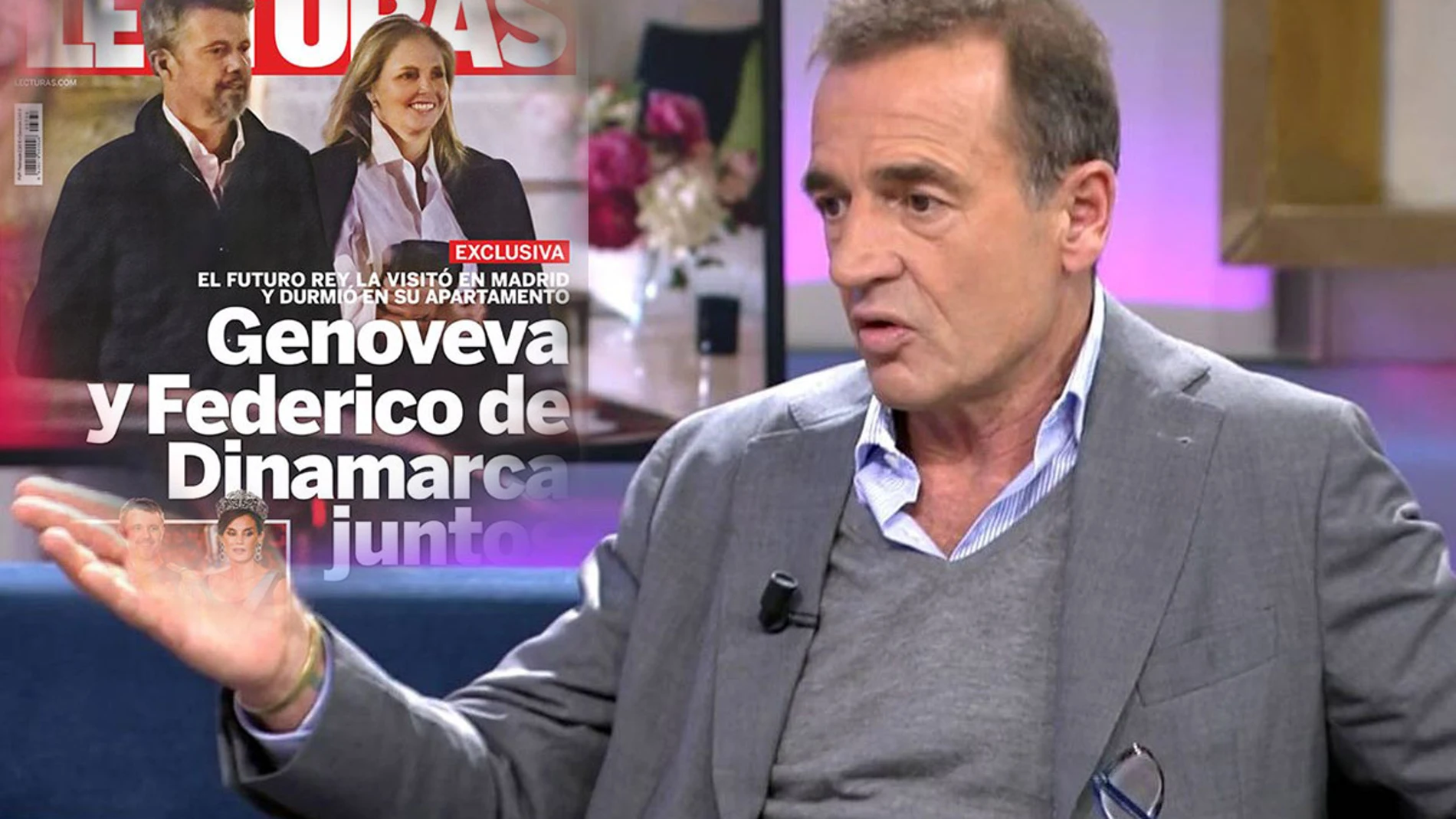 Alessandro Lequio con la portada de Genoveva Casanova y Federico de Dinamarca