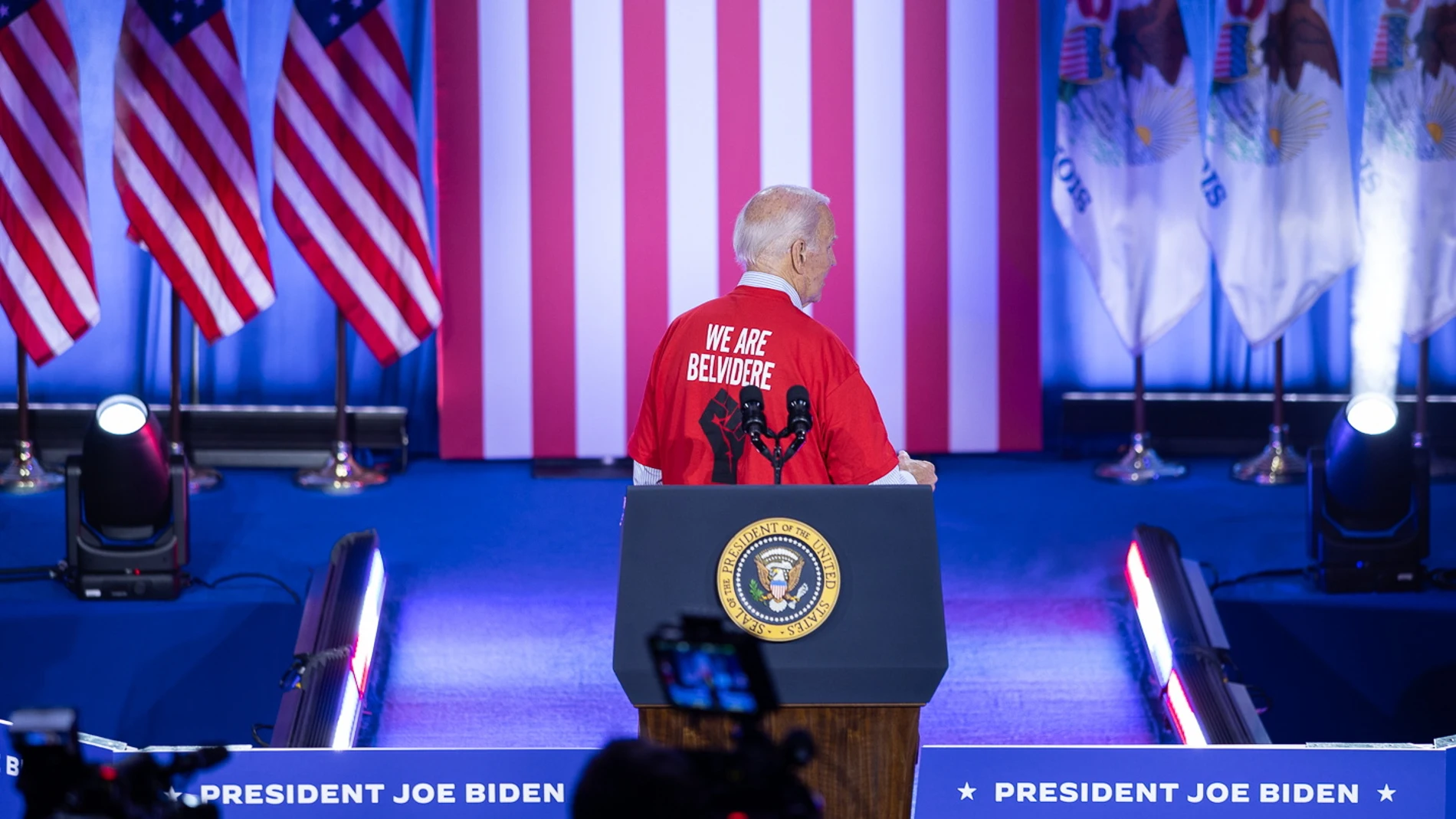 Belvidere (United States), 09/11/2023.- US President Joe Biden speaks during an event with members of the United Auto Workers (UAW) at the Community Building Complex of Boone County in Belvidere, Illinois, USA, 09 November 2023. EFE/EPA/NICK STETINA
