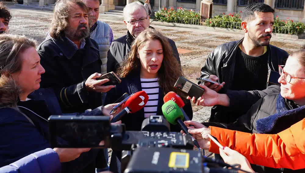 Ester Muñoz comparece ante los medios