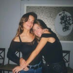 María Pombo de fiesta con amigas.
