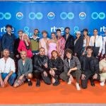 Los 16 solistas y grupos musicales que participan en el Benidorm Fest 2024