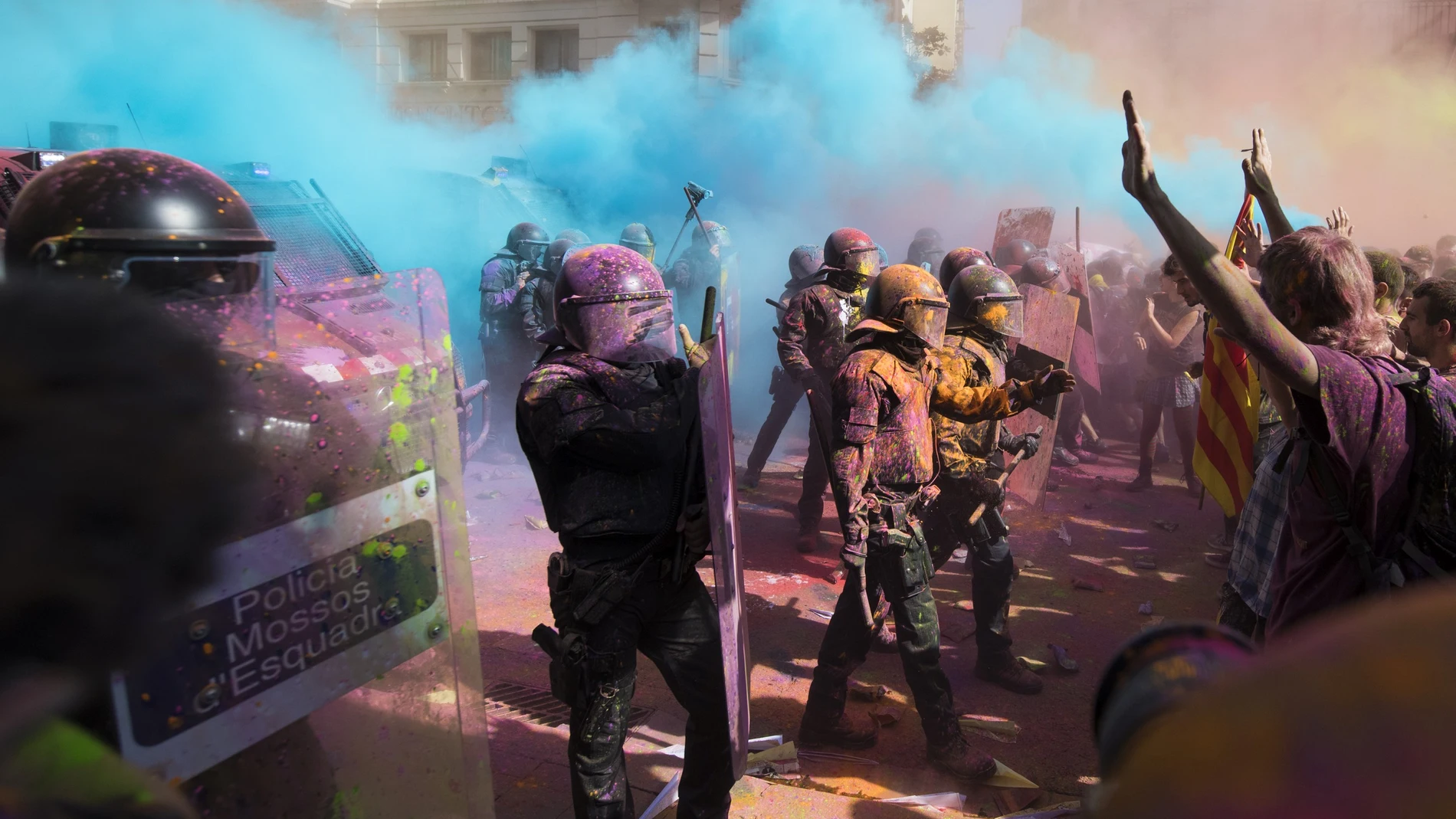 Policías en los altercados 1-O