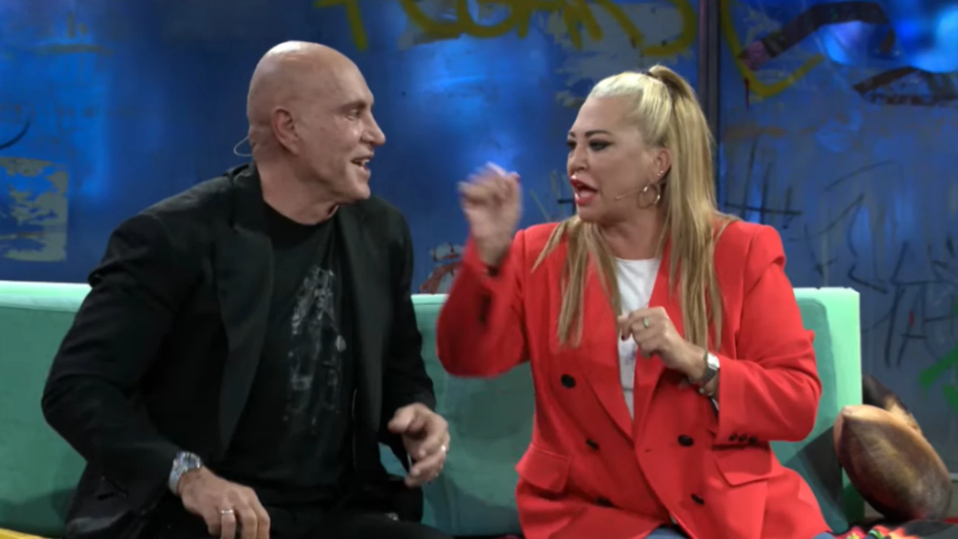 Belén Esteban y Kiko Matamoros en 'La Resistencia'