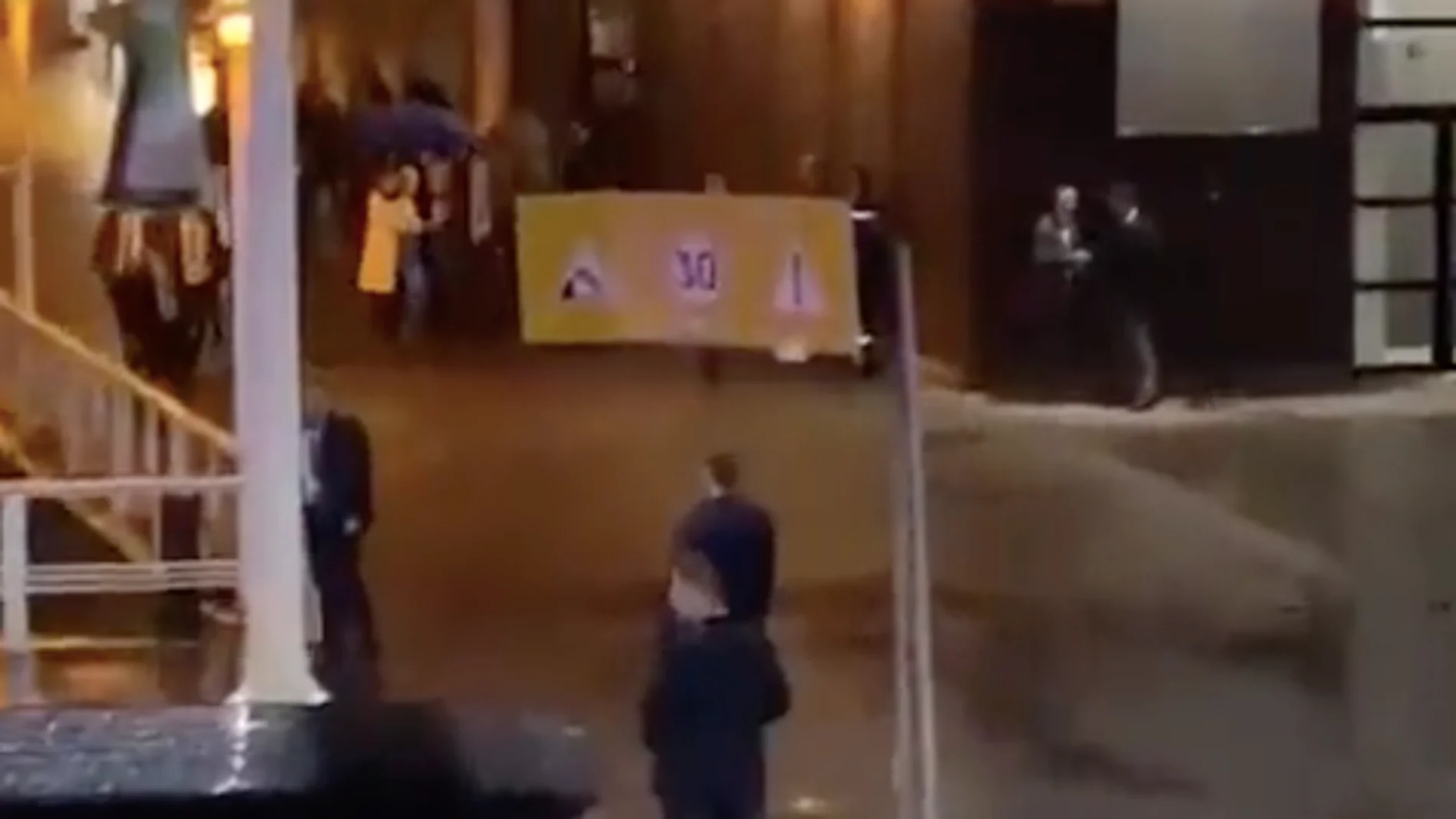 Abucheos contra Pedro Sánchez en Gijón