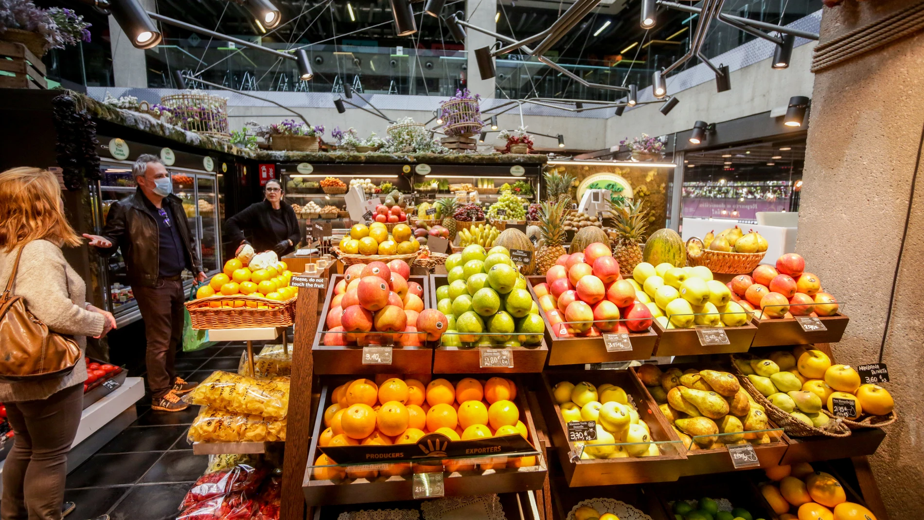 Economía.- OCU celebra la rebaja del IVA a alimentos, pero cree que es "insuficiente" al no estar la carne ni el pescado