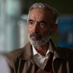 Antonio Alcántara, protagonizado por Imanol Arias