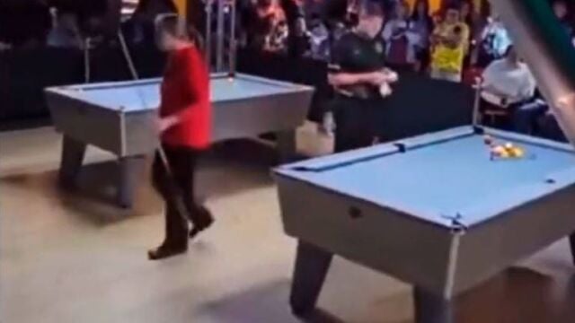 Una jugadora de billar se marcha para no jugar con una mujer trans