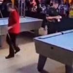 Una jugadora de billar se marcha para no jugar con una mujer trans