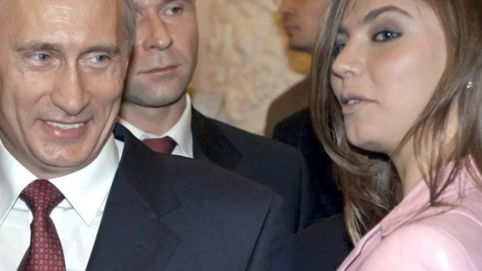 Alina Kabaeva, junto a Vladimir Putin