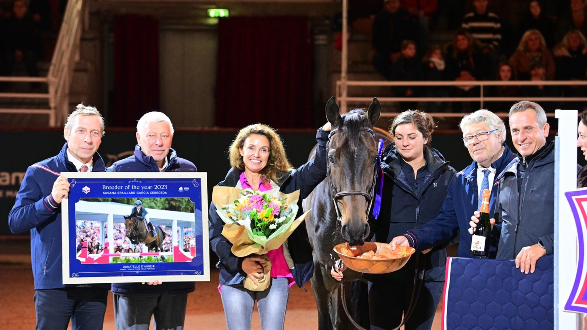 Susana García Cereceda recibe el premio de mejor criadora de Salto en 2023