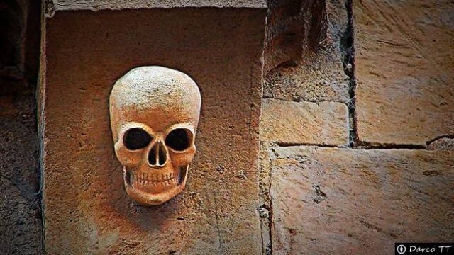 Calavera en las Casa de las Muertes en Salamanca