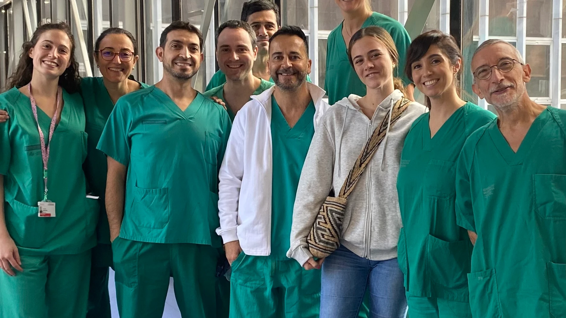 El Clínico de València proporciona un novedoso chaleco desfibrilador portátil a una joven con riesgo de muerte súbita GVA 16/11/2023