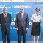 Presentación de la iniciativa conjunta contra el acoso escolar. En el centro, Ignacio Garralda, presidente del Grupo Mutua y de su fundación, y Francisco Pardo, director general de la Policía Nacional