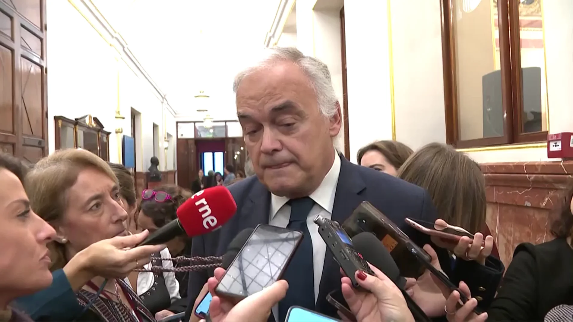 González Pons desmiente a Esteban: "No hemos podido ofrecerles nada"