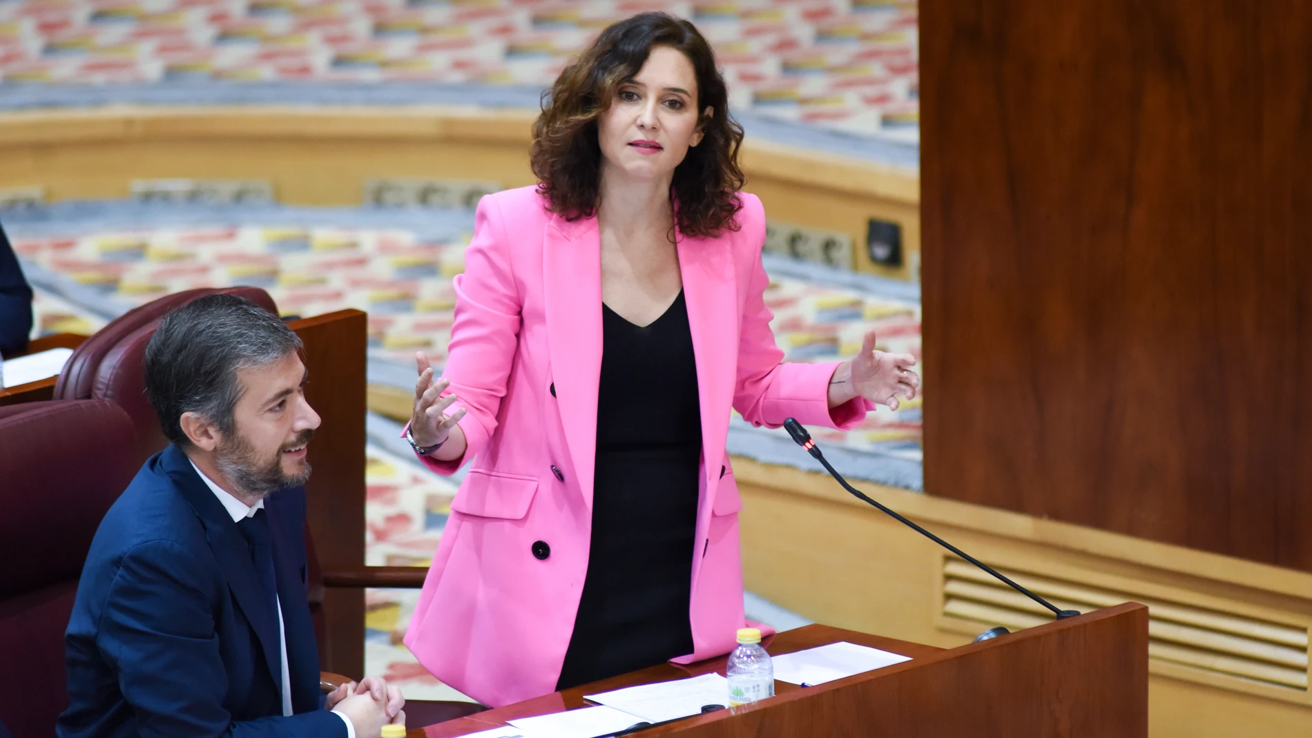 MADRID.-Ayuso cree que el nuevo Gobierno de Sánchez será "irrelevante": "El problema es otro, no es a quién ponen cada cartera"