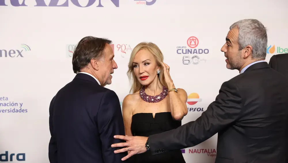 Carmen Lomana y José Creuheras durante la fiesta del XXV Aniversario de La Razón