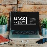 MADRID.-La OCU advierte de que los precios 'online' rebajados en el 'Black Friday' esconden una subida media del 3%