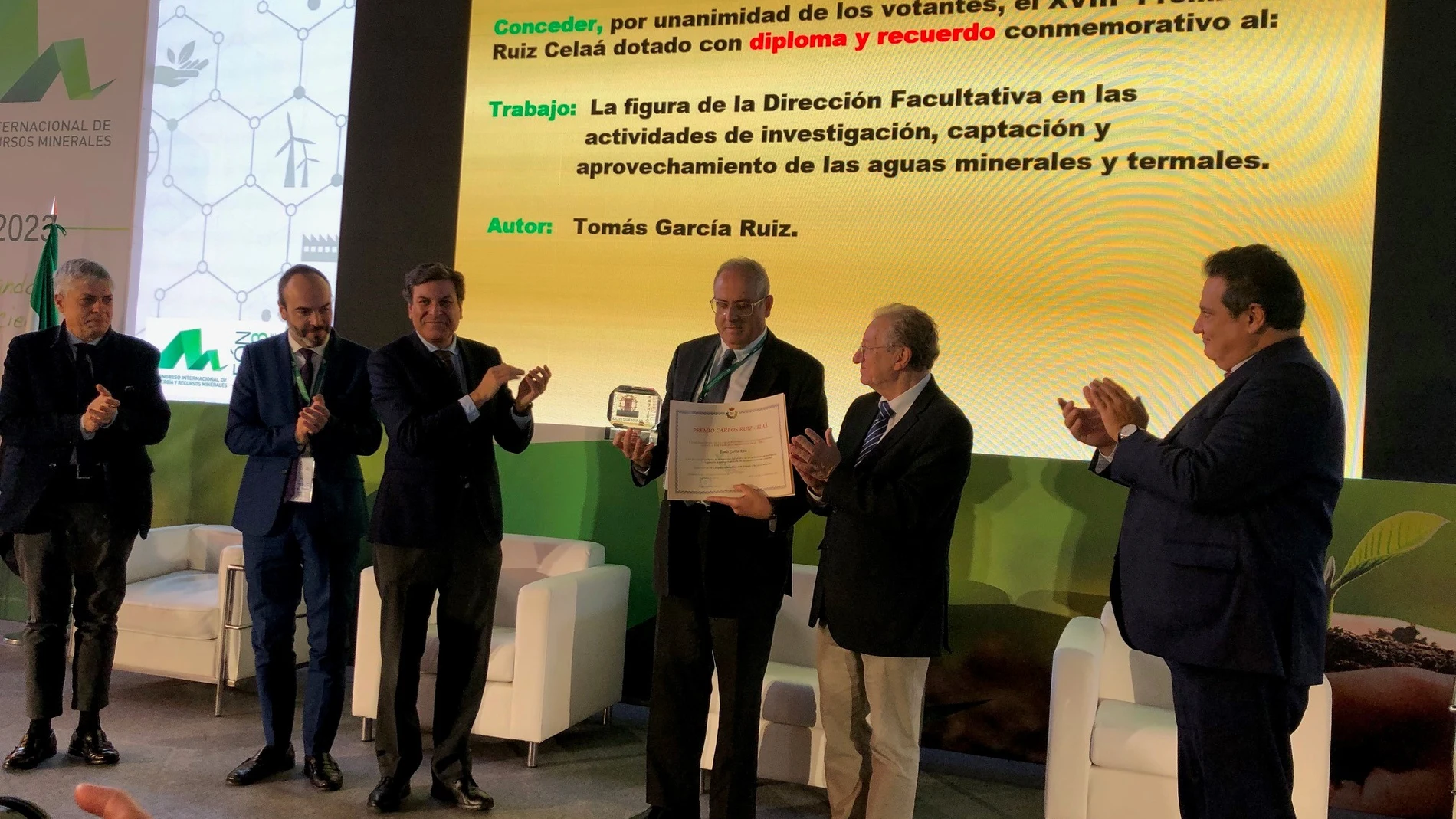 Carriedo en el Congreso celebrado en León, durante la entrega de un premio