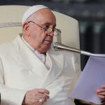 El Papa rechaza "la difusión de mensajes de odio" en Internet
