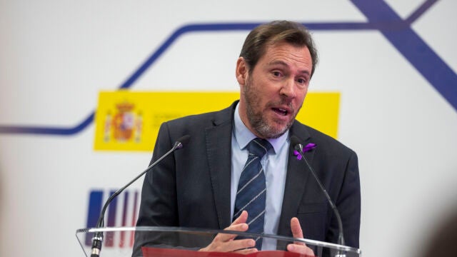 El ministro de Transportes y Movilidad Sostenible, Óscar Puente, preside el acto de firma de la ampliación del Programa Horizonte de la ingeniería pública Ineco