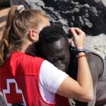 Vox pide expulsar a los inmigrantes ilegales y quitar ayudas a las ONG que colaboran con ellos