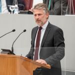 El diputado del Grupo Parlamentario Popular Víctor Martínez-Carrasco