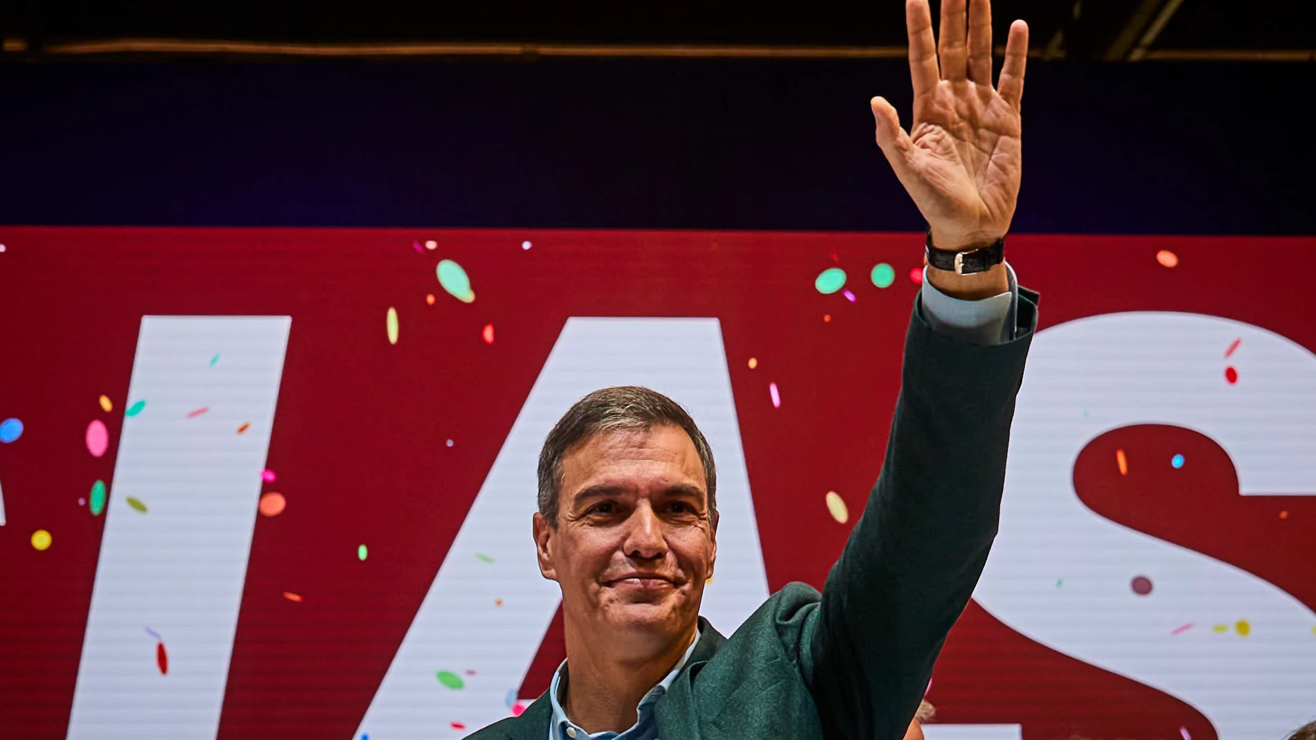 Acto de partido del Psoe en Ifema con la asistencia de Pedro Sanchez y Jose Luis Rodriguez Zapatero para celebrar la composición del nuevo ejecutivo. / © Alberto R. Roldán 26 11 2023