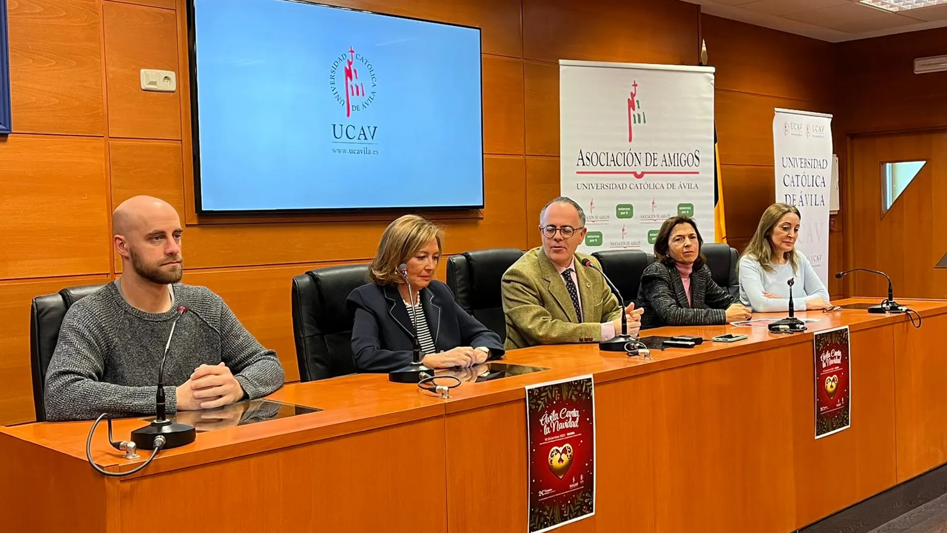 Presentación del concierto benéfico "Ávila canta la Navidad"