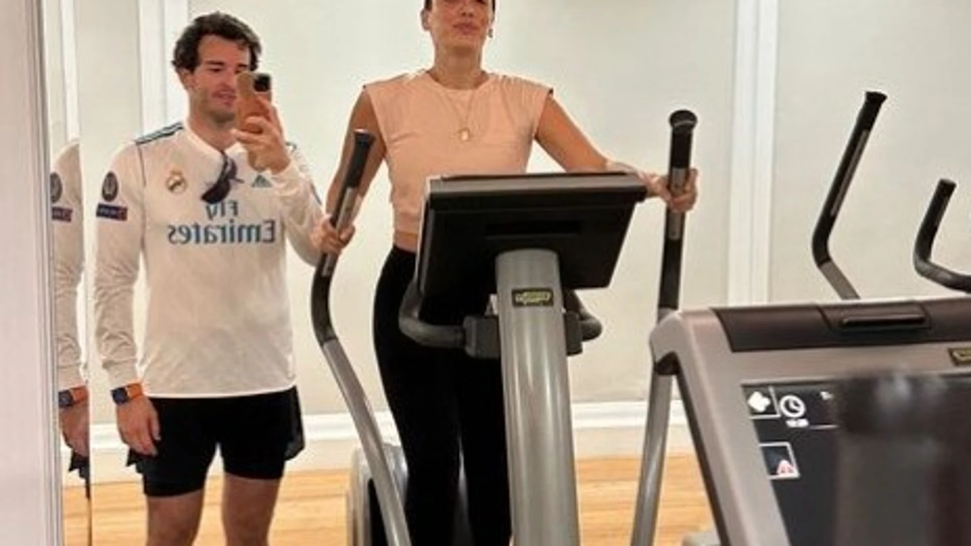Tamara Falcó e Íñigo Onieva haciendo deporte