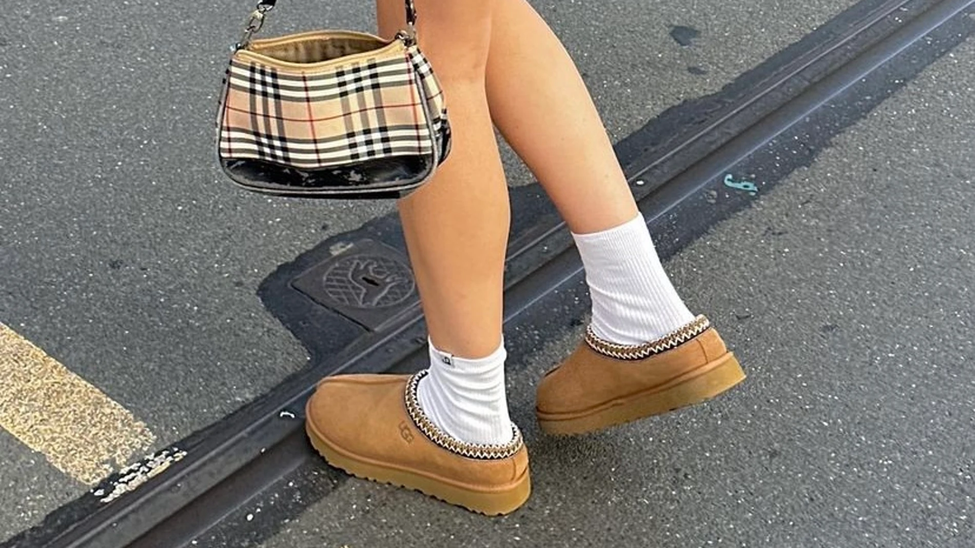Así se llevan los zuecos UGG más en tendencia.