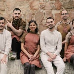 Equipo del Restaurante Barro de Ávila, con Carlos Casillas a la cabeza