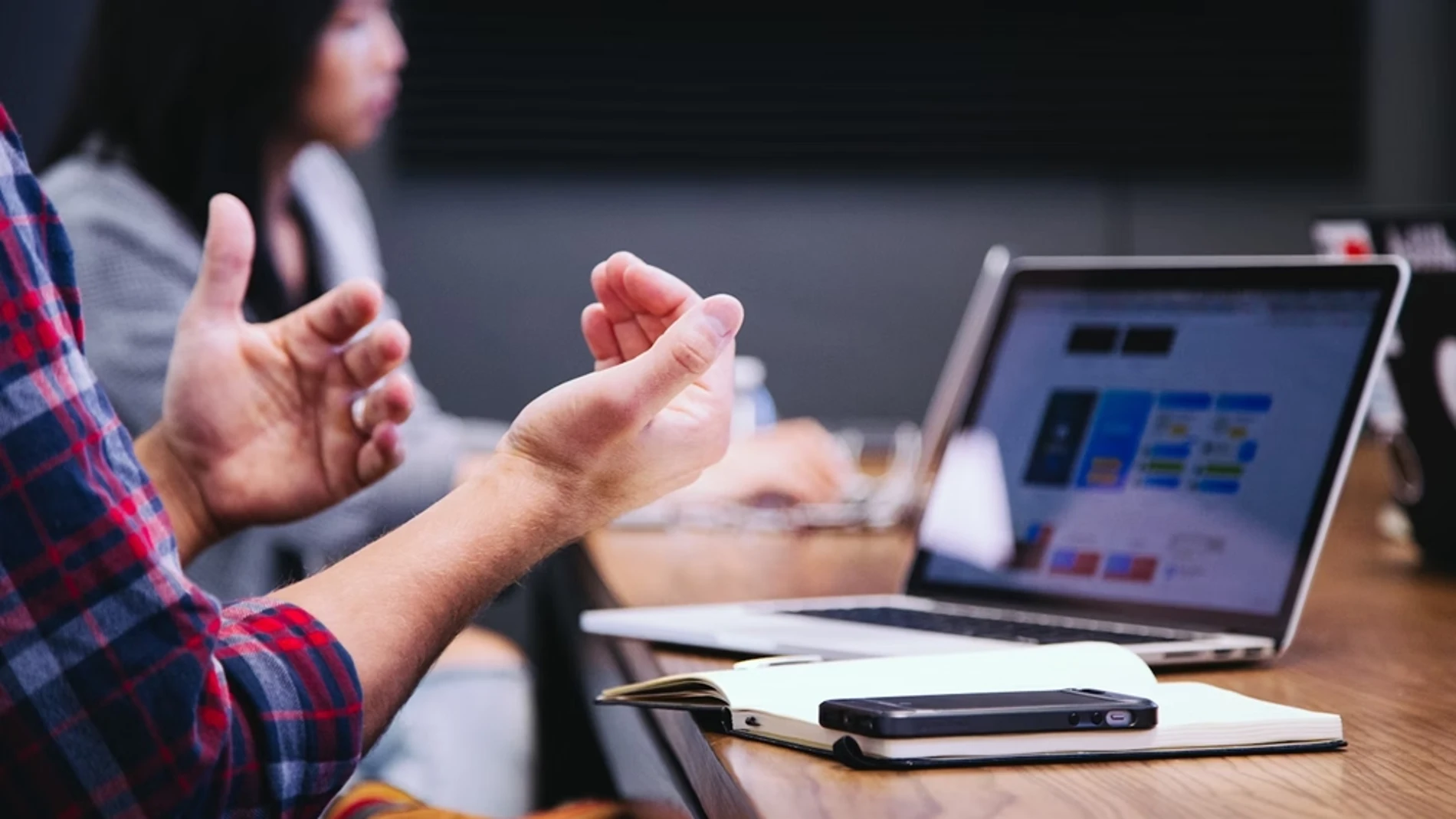 Las empresas se enfrentan a escasez de talento